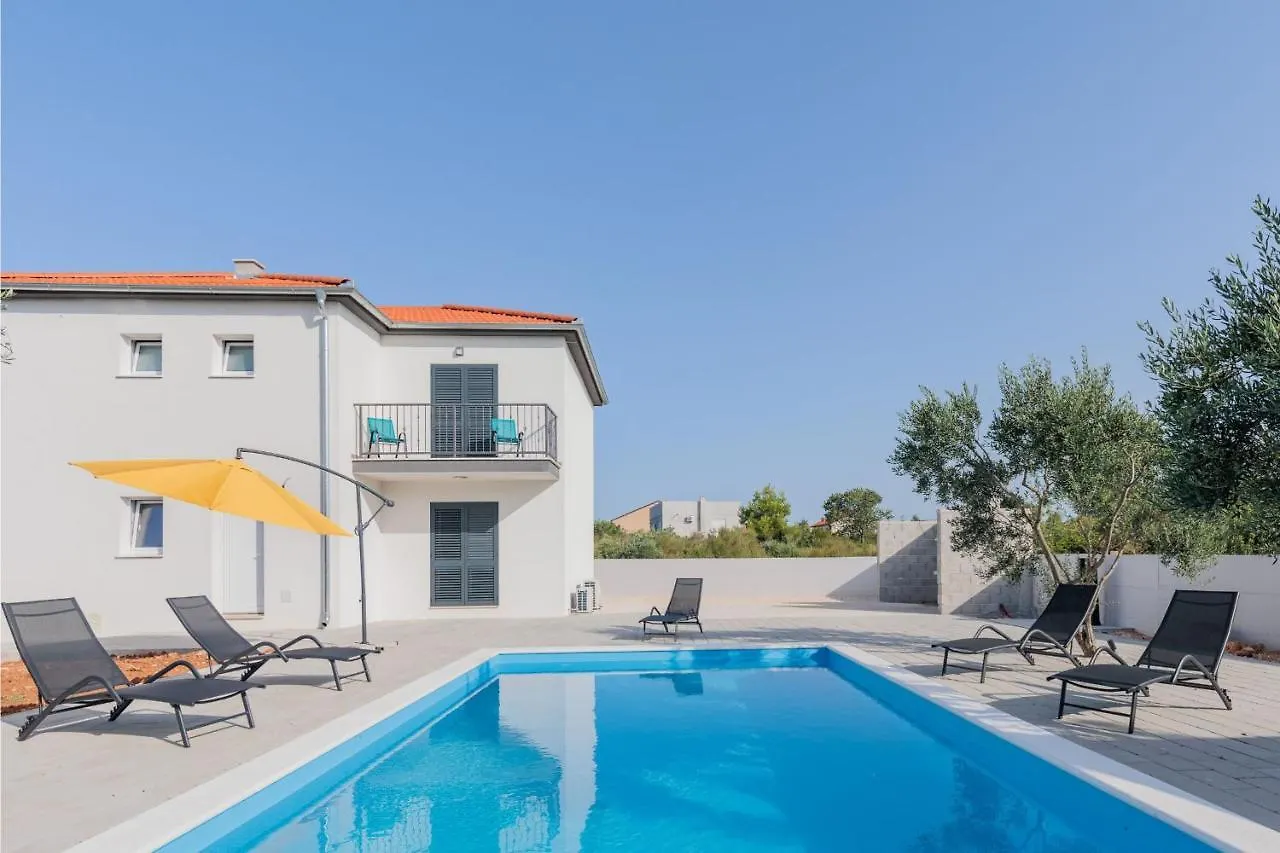 Brand New Villa Mavi With Swimming Pool Drage